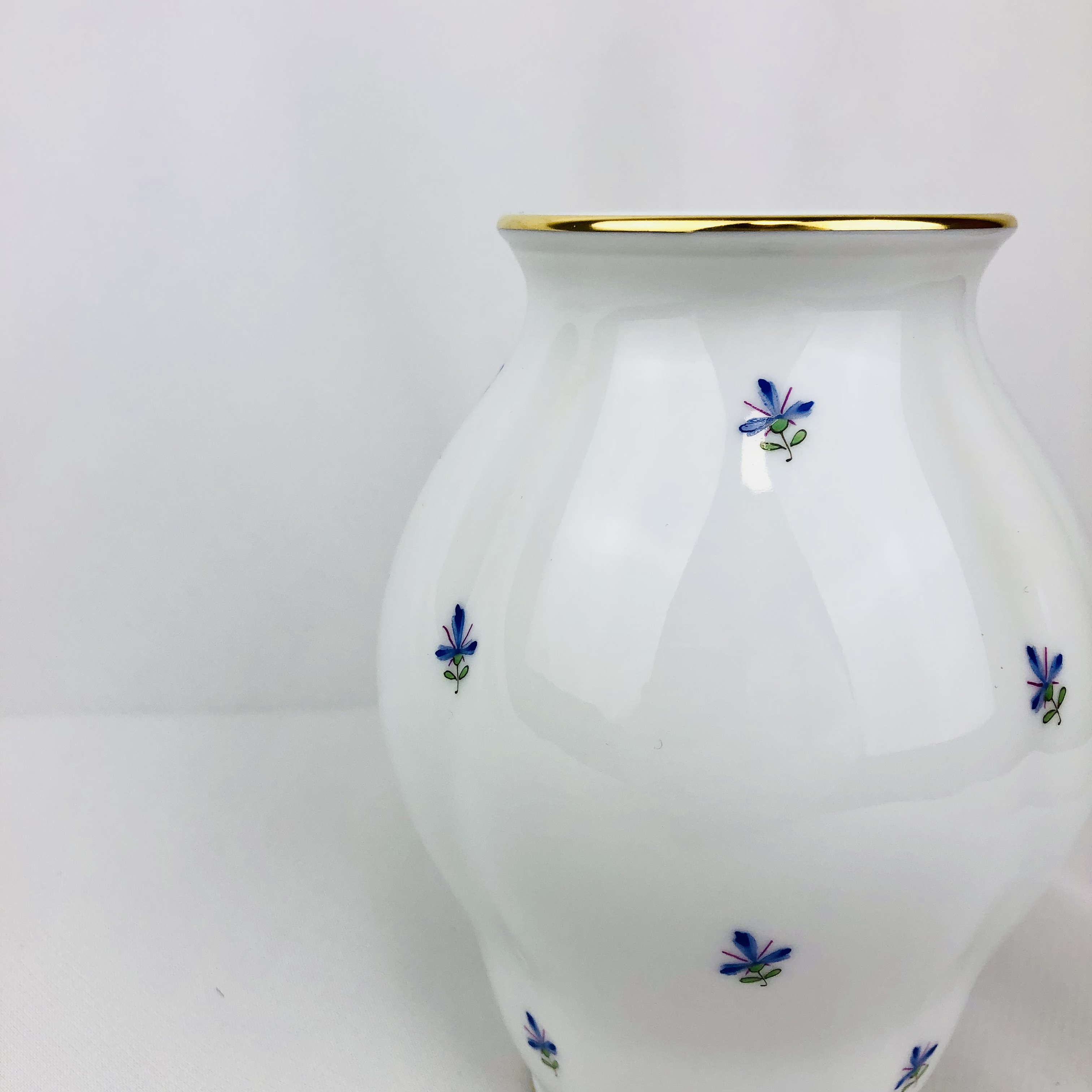 Augarten Porzellan Vase - Alt Wiener Kornblumenstreuer Dekor