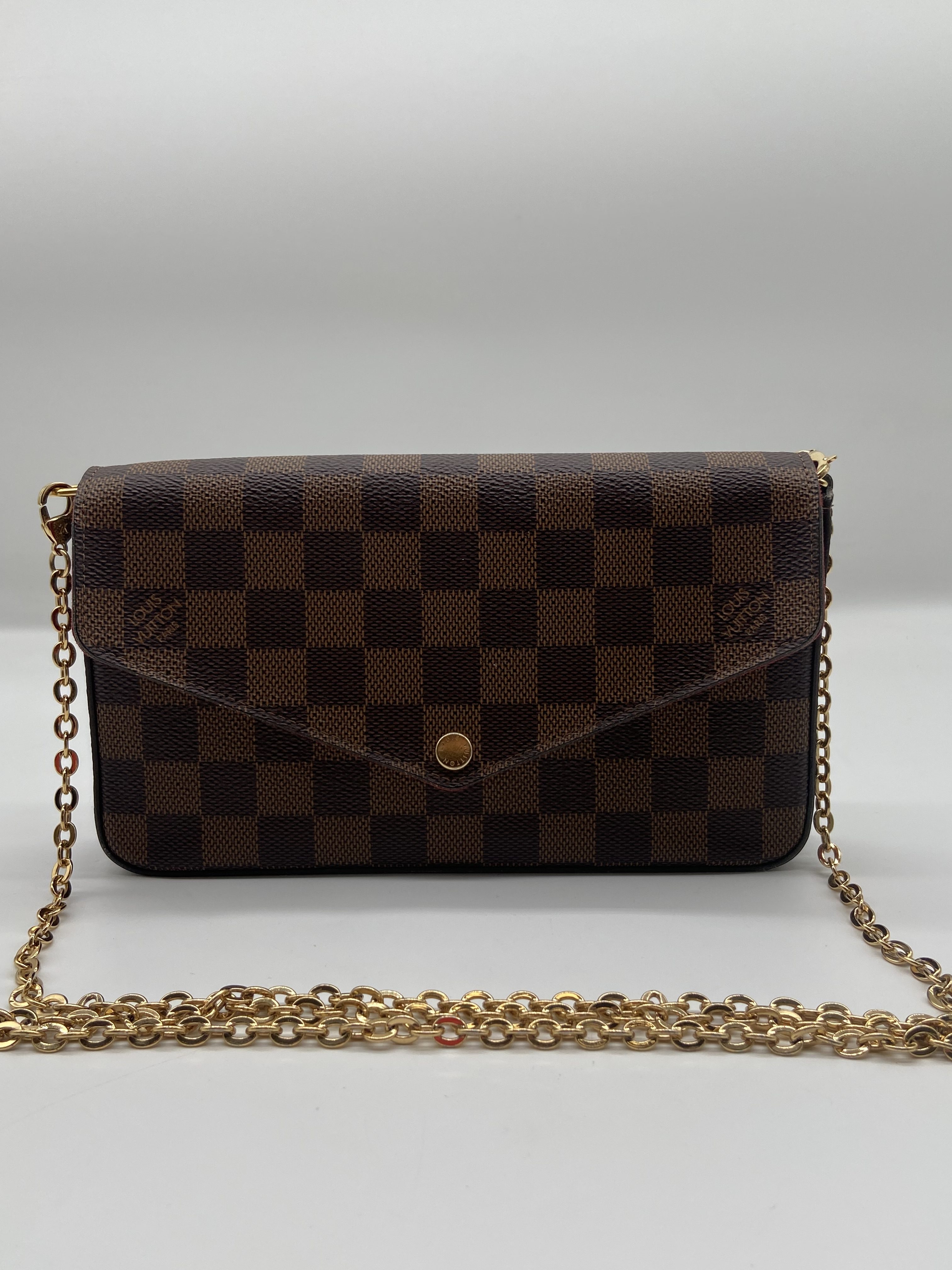 Crossbody Louis Vuitton Tasche Mit Goldkette LOUIS VUITTON